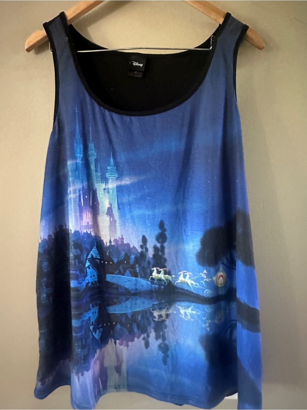 Torrid Disney Women's Cinderella Castle Print Tank Top size 1